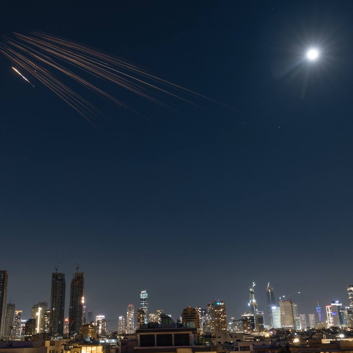 Iranian cluster munitions over Tel Aviv. A direct breach of the Geneva convention. Keep talking about the legality of going to war when Iran doesn’t care about your law. 

Photo by Chaim Goldberg. Flash90