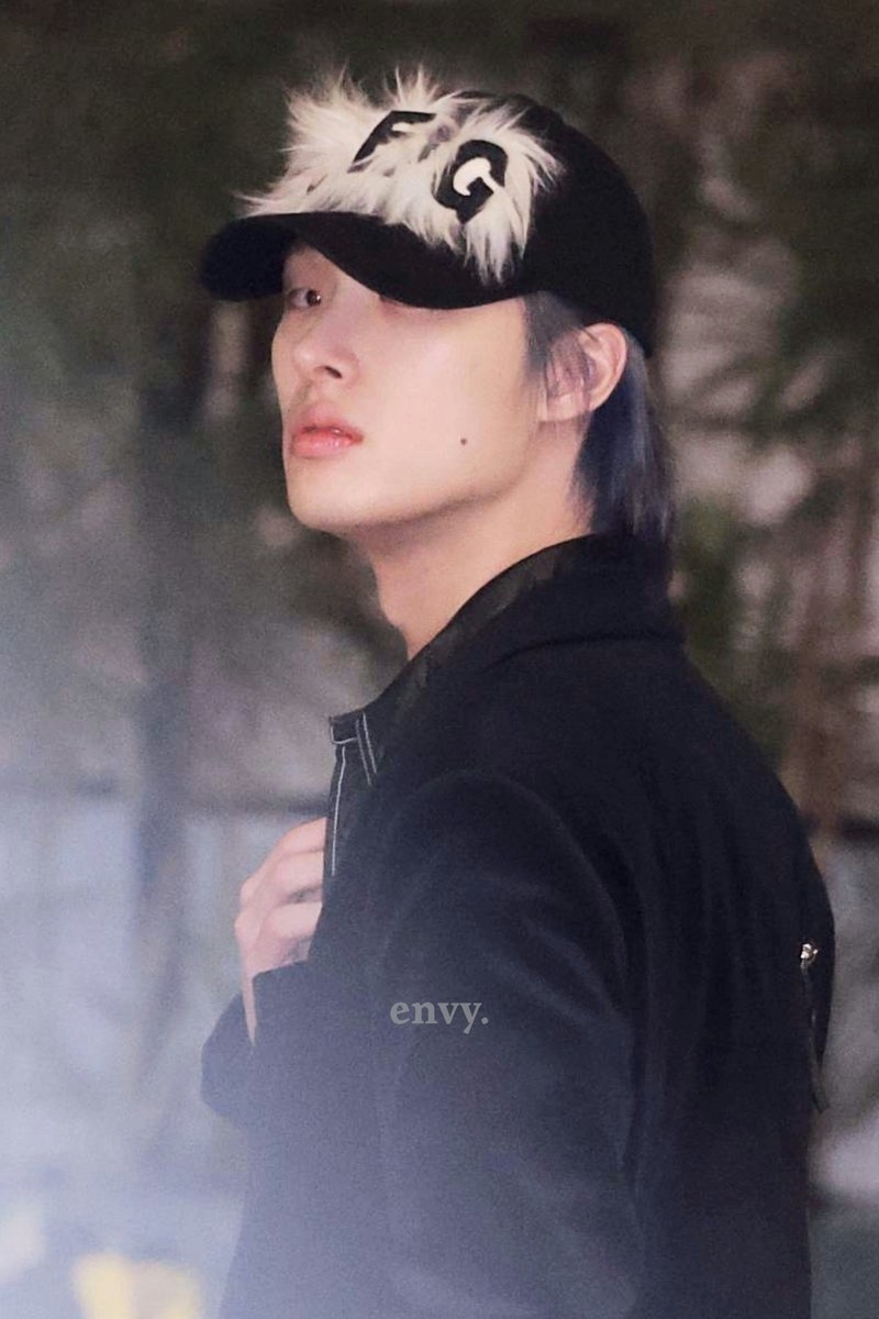 𝐞𝐧𝐯𝐲. tweet media