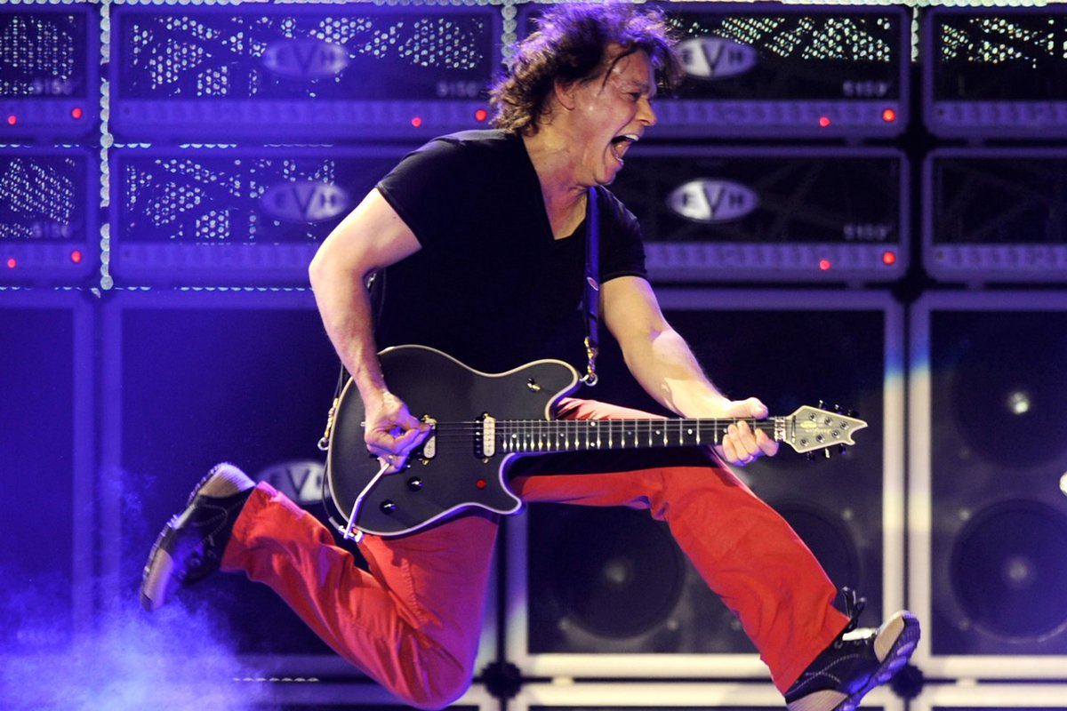 Loudwire tweet media