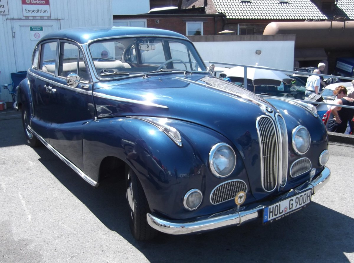 evshift's tweet photo. BMW 502 "Barockengel"
 
https://t.co/y3YOXDxooc
 
#ClassicCars https://t.co/vpbV9jNJ4p