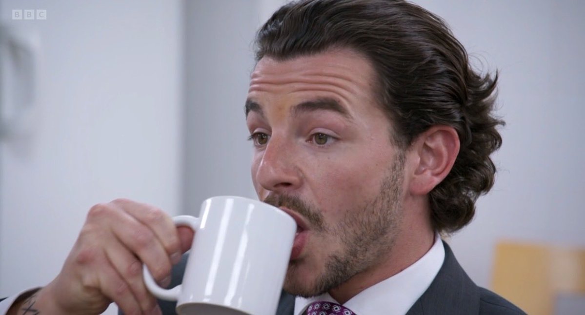 VBG_10's tweet image. “What did you do in the kitchen Andrea?”

“I’m not even gonna answer that one.”

#TheApprentice