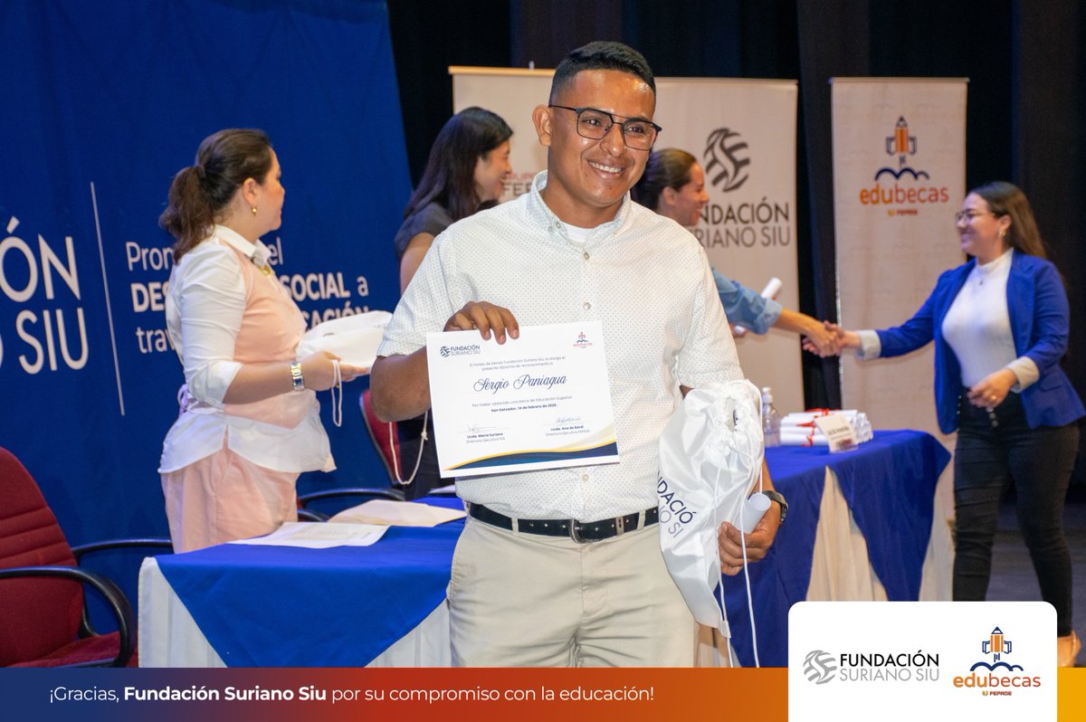 FEPADEsv's tweet photo. Fundación Suriano Siu reafirma su compromiso con 70 becas este año y un total de 314 oportunidades sembradas en educación.

Gracias por confiar y ser un aliado clave para la educación. 🙌📚 https://t.co/zT5WuwEgKK