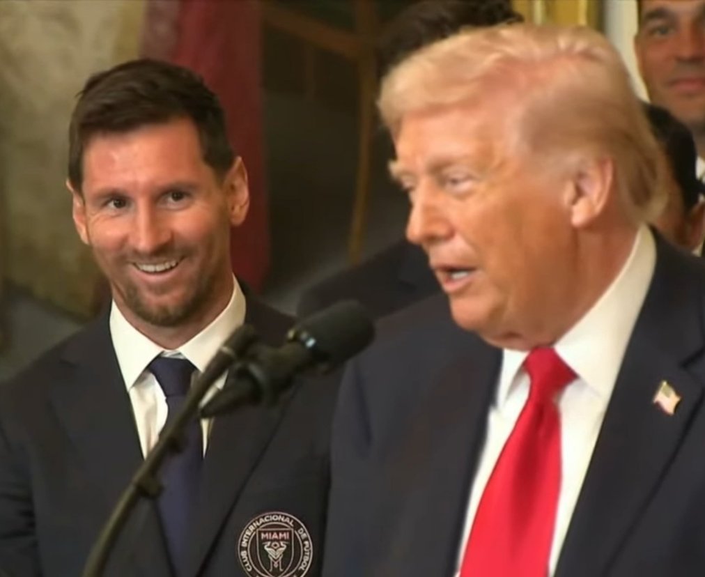 messi con antonella //// messi con donaldo