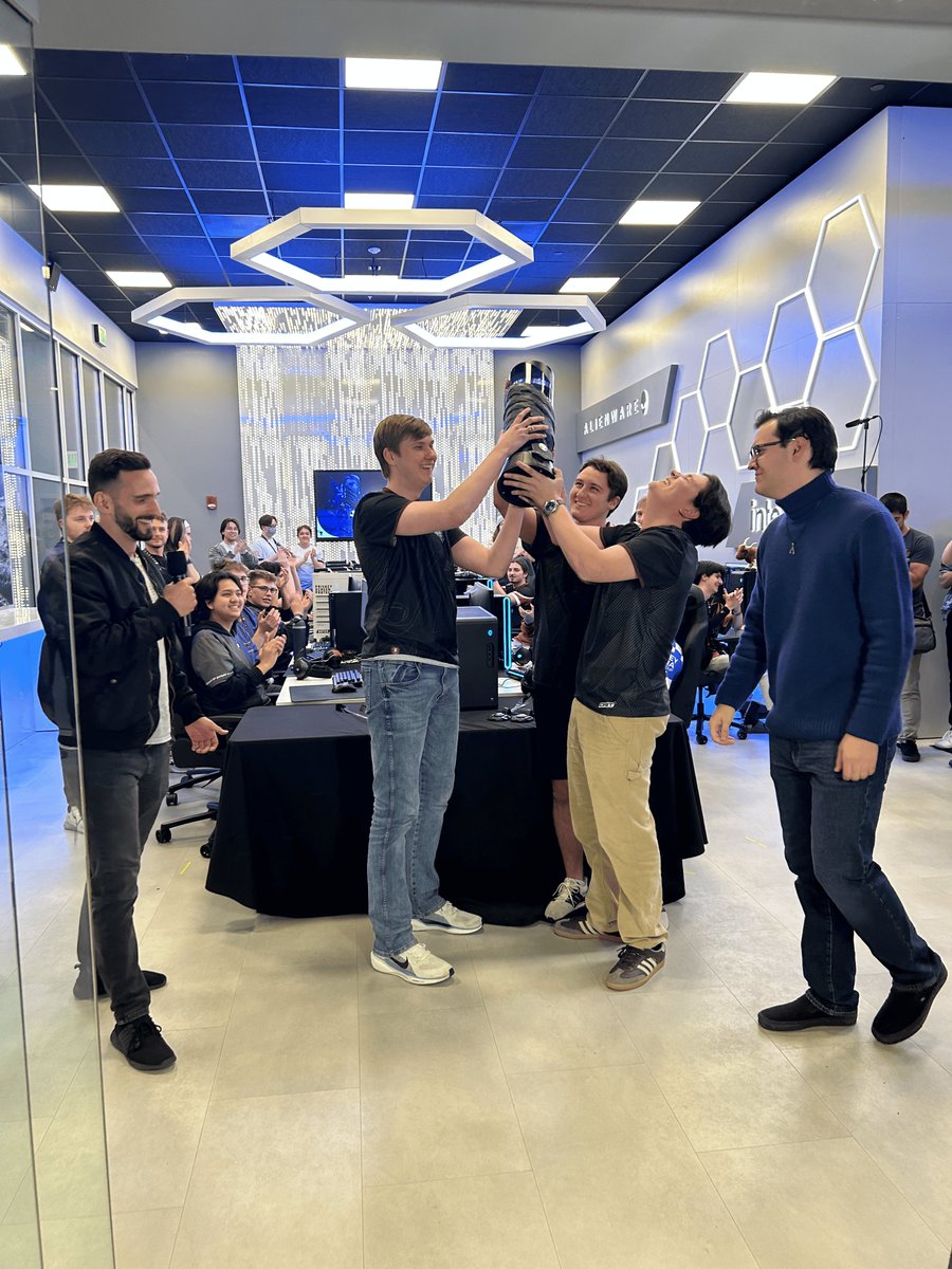 Oversight Esports tweet media