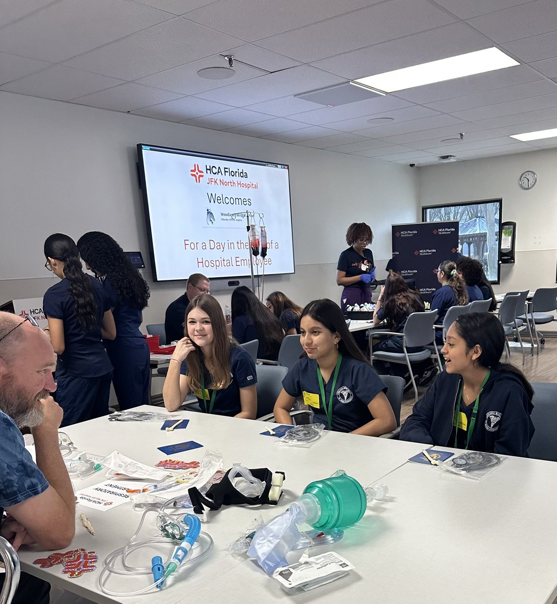 Dawn Hartman tweet media