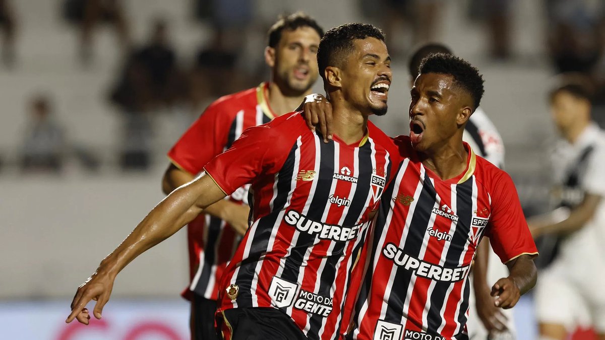 sccpnumeros's tweet photo. Times brasileiros com mais visualizações com transmissões futebolísticas no Youtube em 2026 (até o momento):

1° Corinthians - 109M 
2° Palmeiras - 82.6M
3° Flamengo - 82.5M
4° São Paulo - 53.2M
5° Santos - 32.5M
6° Fluminense - 31.3M
7° Portuguesa - 24.5M
8° Novorizontino - 23.6M
9° Botafogo - 21M
10° Vasco - 18.7M
11° Atlético-MG- 10.9M
12° Athlético-PR- 10.8M
13° Cruzeiro - 10.7M
14° Corinthians Feminino - 9.9M 
15° Gremio - 9M 
16° América-MG - 6.3M
17° Vitória - 5.3M