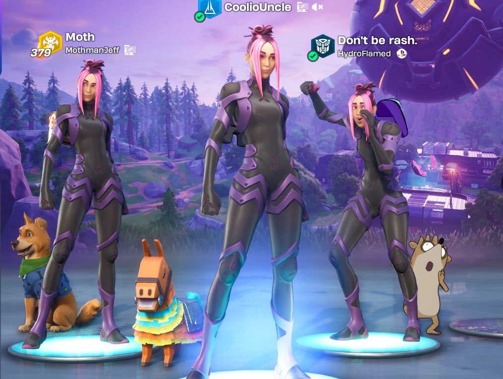 dxhero_me's tweet image. لاعبين فورتنايت حاليًا قاعدين يحطون السكن اللي اشتهر فيه المسرب Adira تكريمًا له ولتسريباته💀!