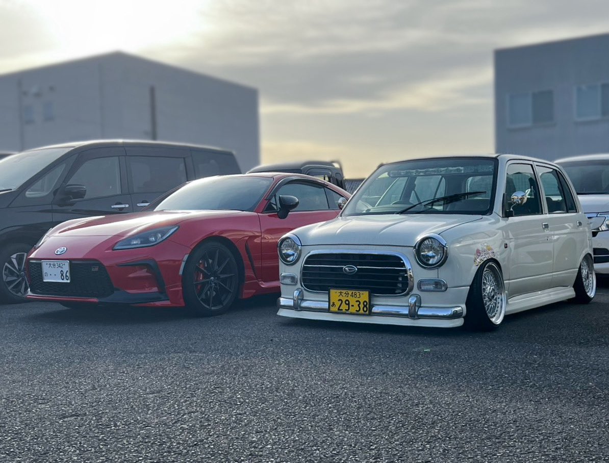 会社の人が乗ってるGR86と📸
会社の人が撮ってくれたやつだけど🙇
