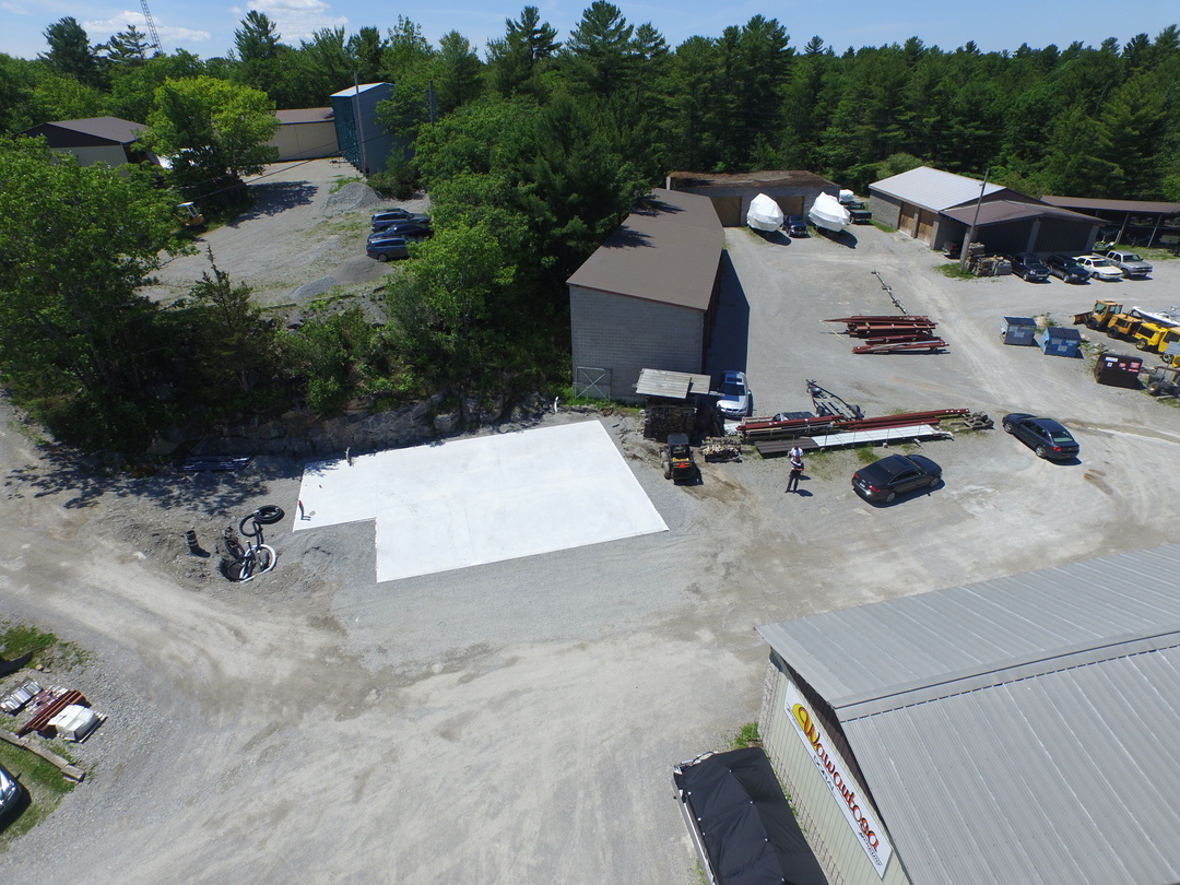 PrestigeBuilt's tweet photo. A 50x60 engineered slab foundation in Parry Sound.  Perfect for boathouses, workshops, or storage near the water — strong, stable, and made to perform in harsh environments.
#EngineeredSlab #ConcreteConstruction #MarineConstruction #ParrySoundOntario #OntarioConstruction https://t.co/v6CdBPf5Nk