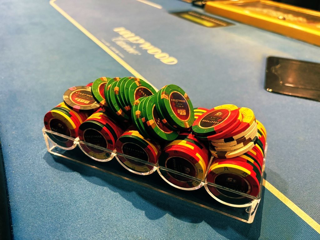 PokerCaddie tweet media