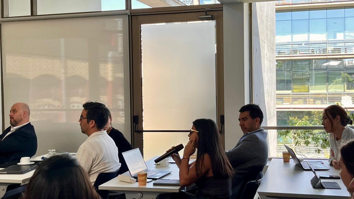 Centro de Derecho y Gestión de Aguas UC tweet media