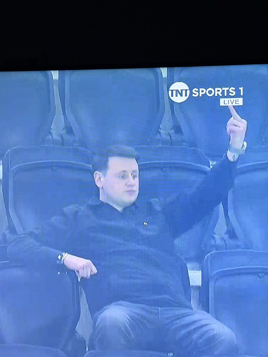 Boozy Joe.......🔴⚪️🔴⚪️🔴⚪️ tweet media