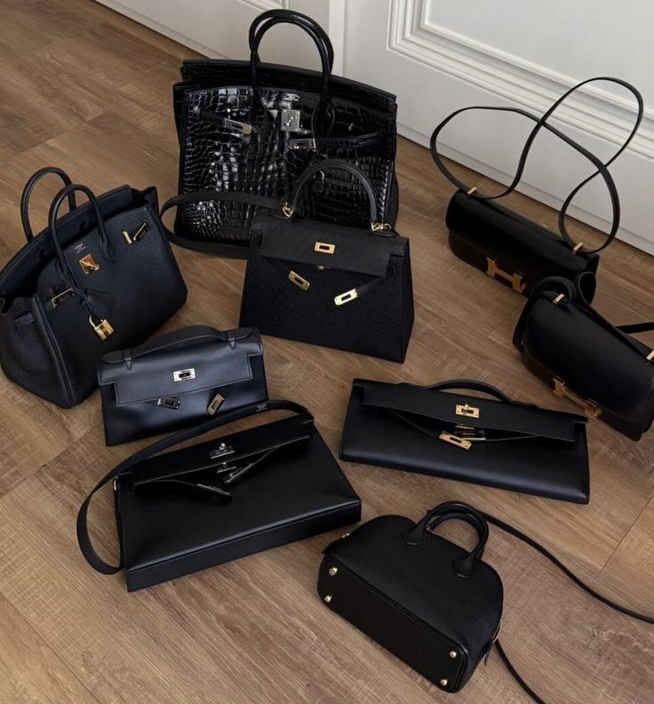 Jebyv1981Ivy's tweet photo. Luxurious black handbags collection! ๐โจ Elegance and style in every piece! ๐ผ๐ค #LuxuryBags #ChicAccessories #FashionElegance #BagGoals #StylishLook ๐ค๐ซ https://t.co/8puO5pP1eG