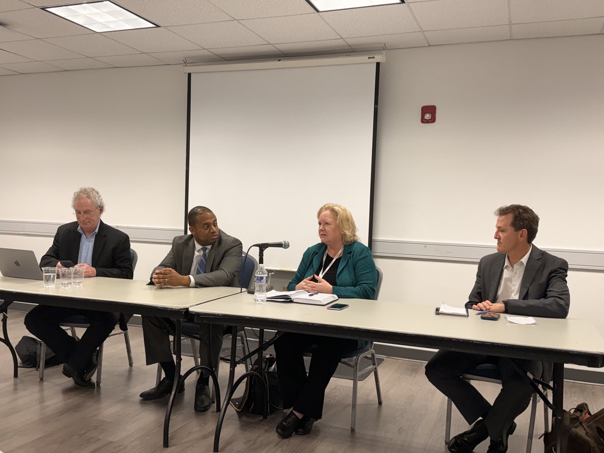 napawash's tweet image. Excellent day for #NAPAFellows and #publicadministration at today's "Driving Government Efficiency: Delivering Measurable Results" Conference! #governmentreform #NAPAFellow