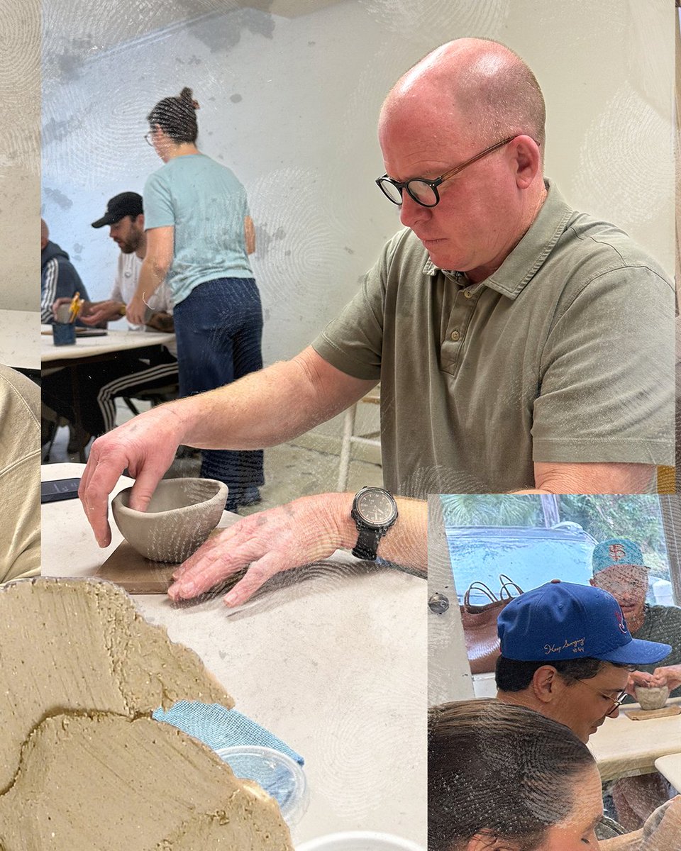 BowStern tweet media