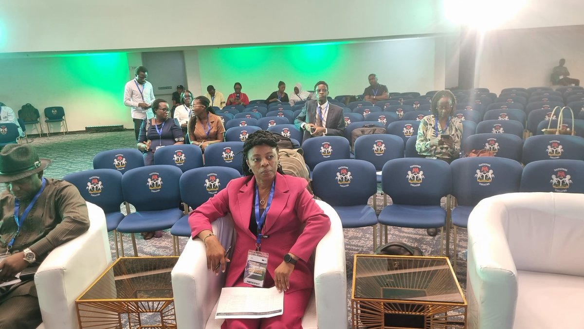 nkechi isaac tweet media