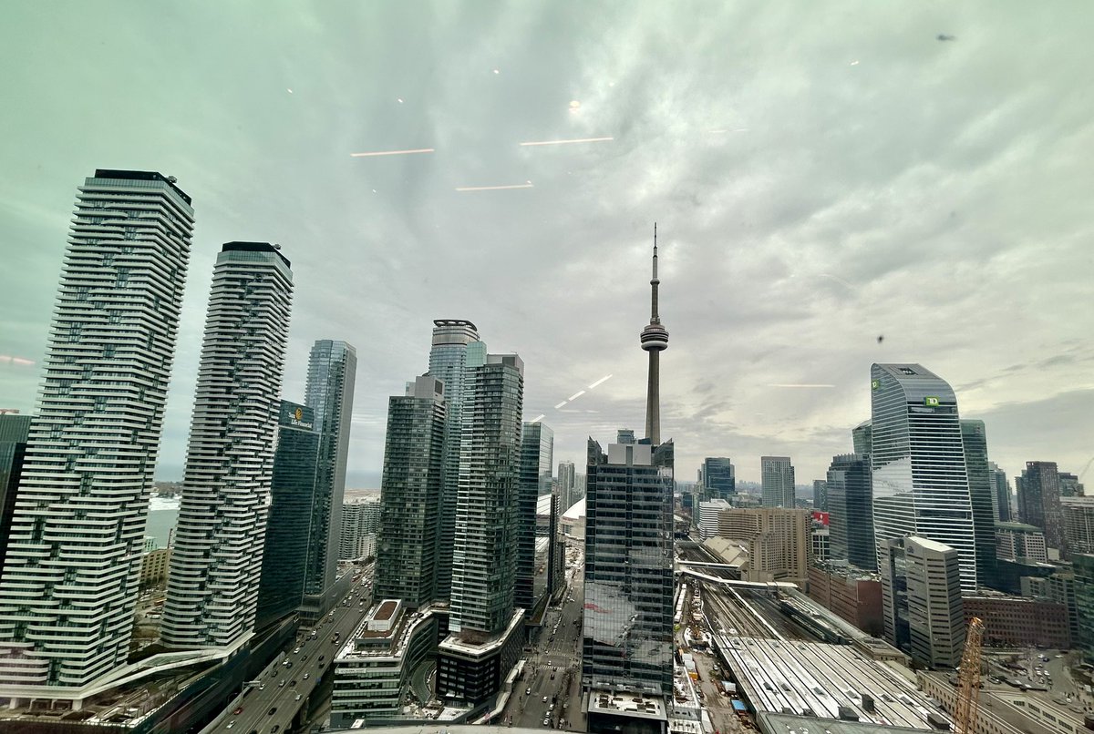 Settling Nomad™️✨🧡 tweet media