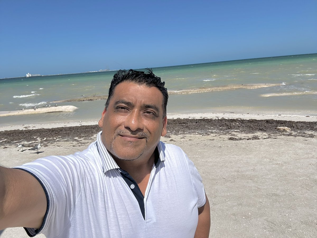 Puerto Progreso , visita Yucatán .
#travel #playa #puerto #man