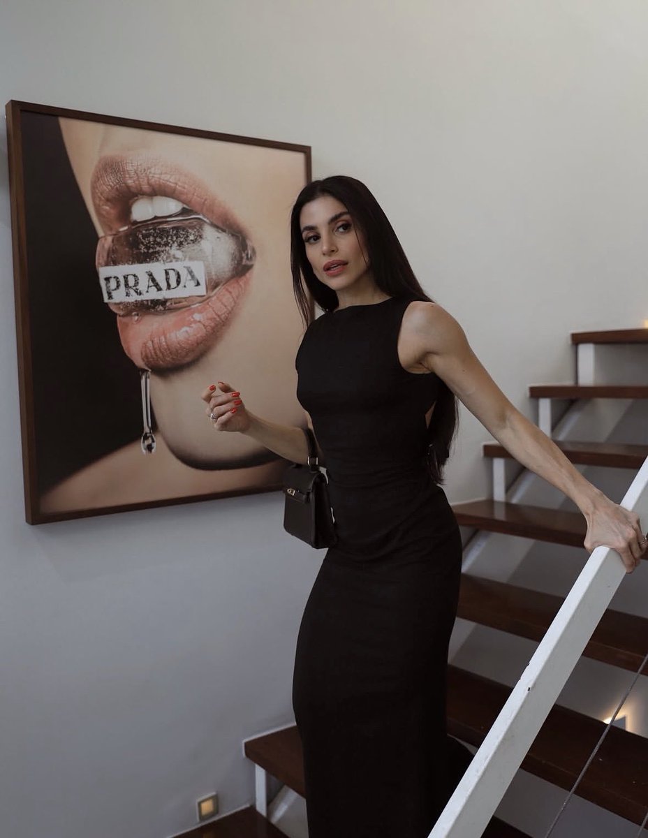 lthaisrc's tweet photo. ESSA MULHER DE PRETO, PQP 😮‍💨😮‍💨😮‍💨 https://t.co/XlPCl4xPn3