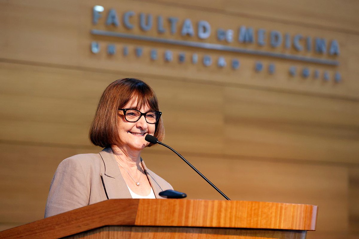 U. de Chile recibe a su generación 2026 con ceremonia oficial y actividades que inician este año académico uchile.cl/u237472