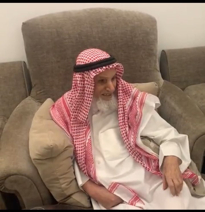 N5bat_Alshmoo5's tweet photo. (294) اللهم اغفر لرمز الطيب والمواجيب صاحب المواقف المشرّفة والسيرة العطرة مختار جليب الشيوخ السابق عميد المخاتير فهد عبدالله أبو تمر المطيري وارحمه وعافه واعف عنه وأكرم نزله ووسع مدخله واجعل قبره روضة من رياض الجنة وأسكنه الفردوس الأعلى من الجنة

#اذكروهم_بدعوة https://t.co/2l2msj4kcn