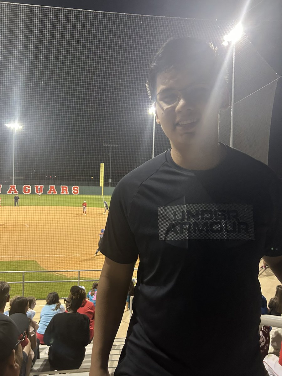 Lucas_wilson74's tweet photo. Supporting girls softball #jagcomp26 https://t.co/SM3SvOX2Ql