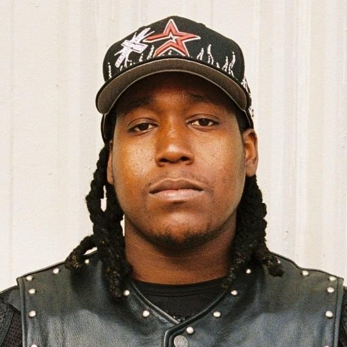 ꜰʟᴀᴍᴇ tweet media