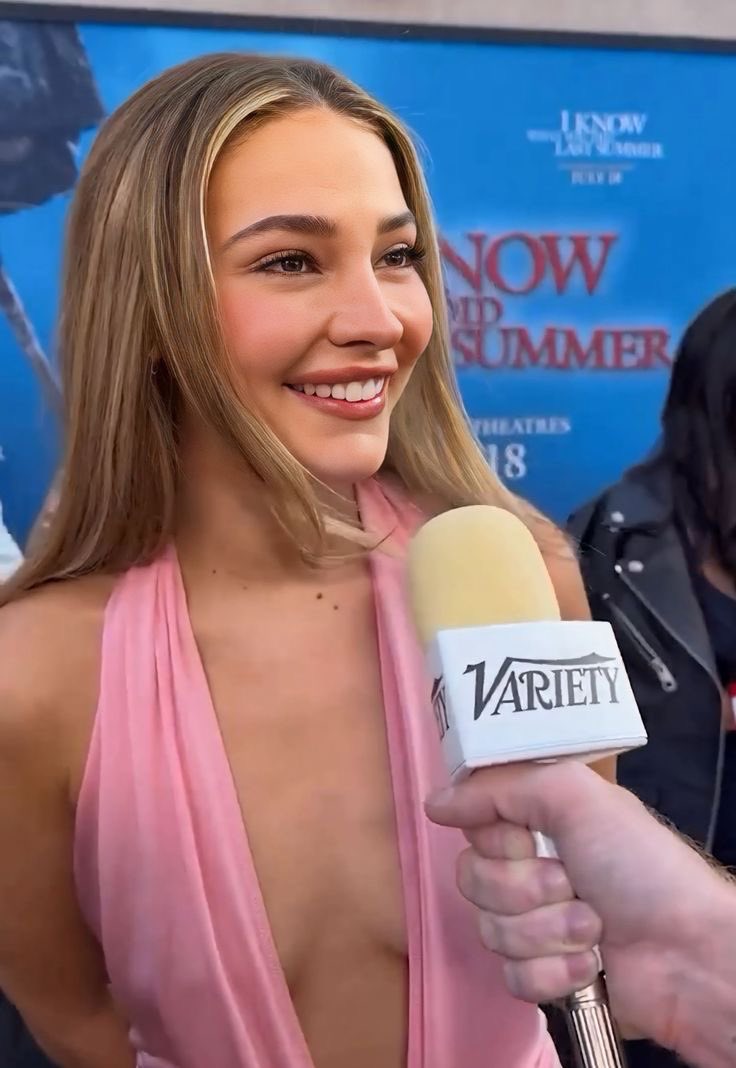 melissa ྀི౨ৎ tweet media