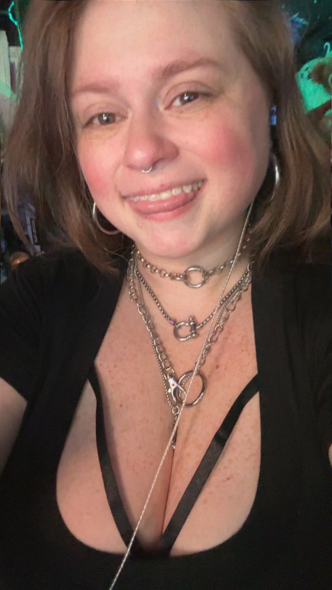 🖤🥔LIVE NOW🥔🖤
🟪twitch.tv/hahaitzmeg
🥳Celebration: MY FREAKING BIRTHDAY IS TODAY
💌Raising Money for <a href="/NILC/">National Immigration Law Center</a> 
🪙Coin Pusher and Slots by <a href="/LittyGamesCo/">LittyGames</a> 
👚Winter Merch hahaitzmeg-shop.fourthwall.com
🎁Buy me things throne.com/hahaitzmeg

#twitch #girlgamer #streamer #throne