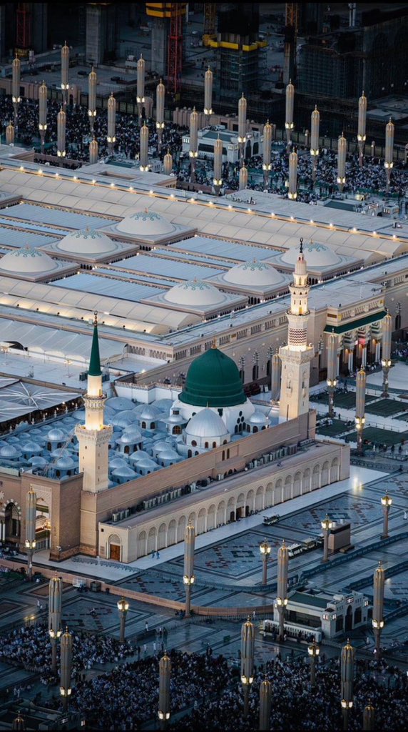 آللَّهُــمَّ صَلِّ وَسَـــلِّمْ وَبَارِڪ على نَبِيِّنَـــا مُحمَّد ﷺ    #يوم_الجمعة
#الصلاه_على_النبي
#رمضان_كريم