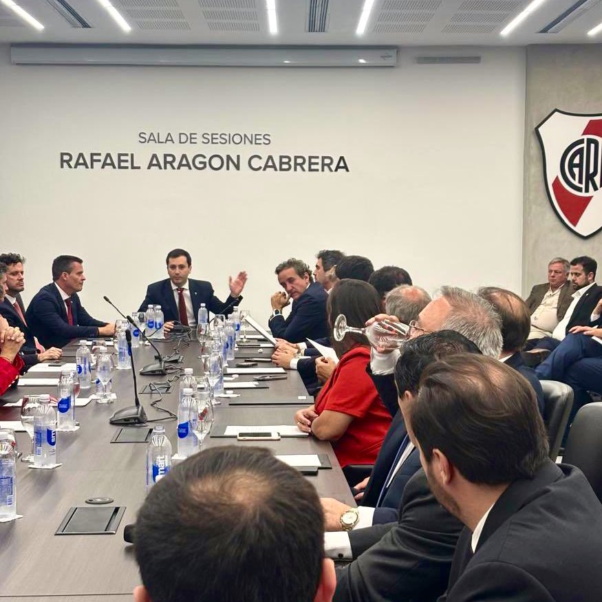 Leandro Vaquila tweet media