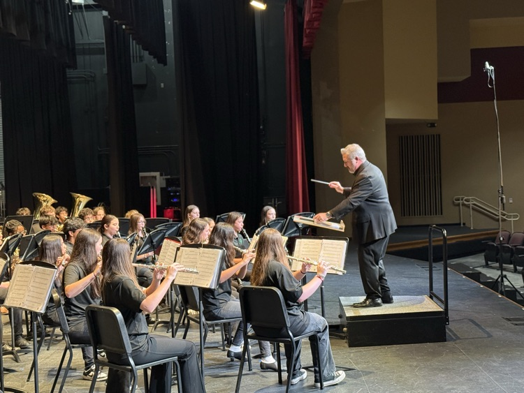 CMMSFoxes's tweet photo. Our CMMS Wind Ensemble performed in the Sounds of Spring Concert Competition in Princeton today. We came home with a Sweepstakes Award. This is the highest award you can get at this competition. Go Foxes!!! https://t.co/dzzFD0rNL5