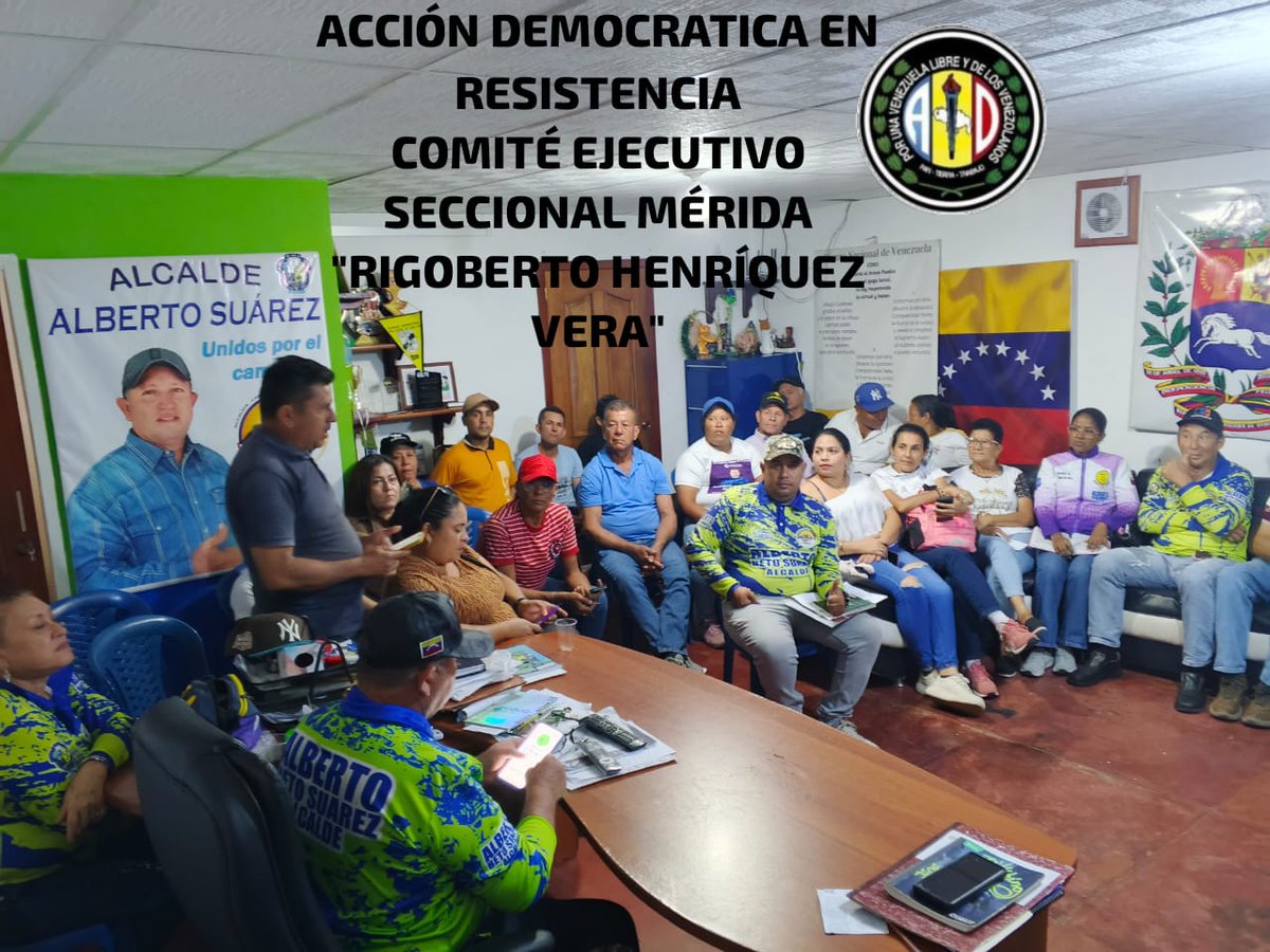 SECCIONAL MÉRIDA
COMITÉ MUNICIPAL CARACCIOLO PARRA Y OLMEDO.
Reunión del Comité  Municipal Caracciolo Parra Olmedo en la organización de nuestro Partido y el fortalecimiento de la democracia en nuestro país.
<a href="/hramosallup/">Henry Ramos Allup</a> 
<a href="/ADOrgMerida/">AD Organización Mérida</a>