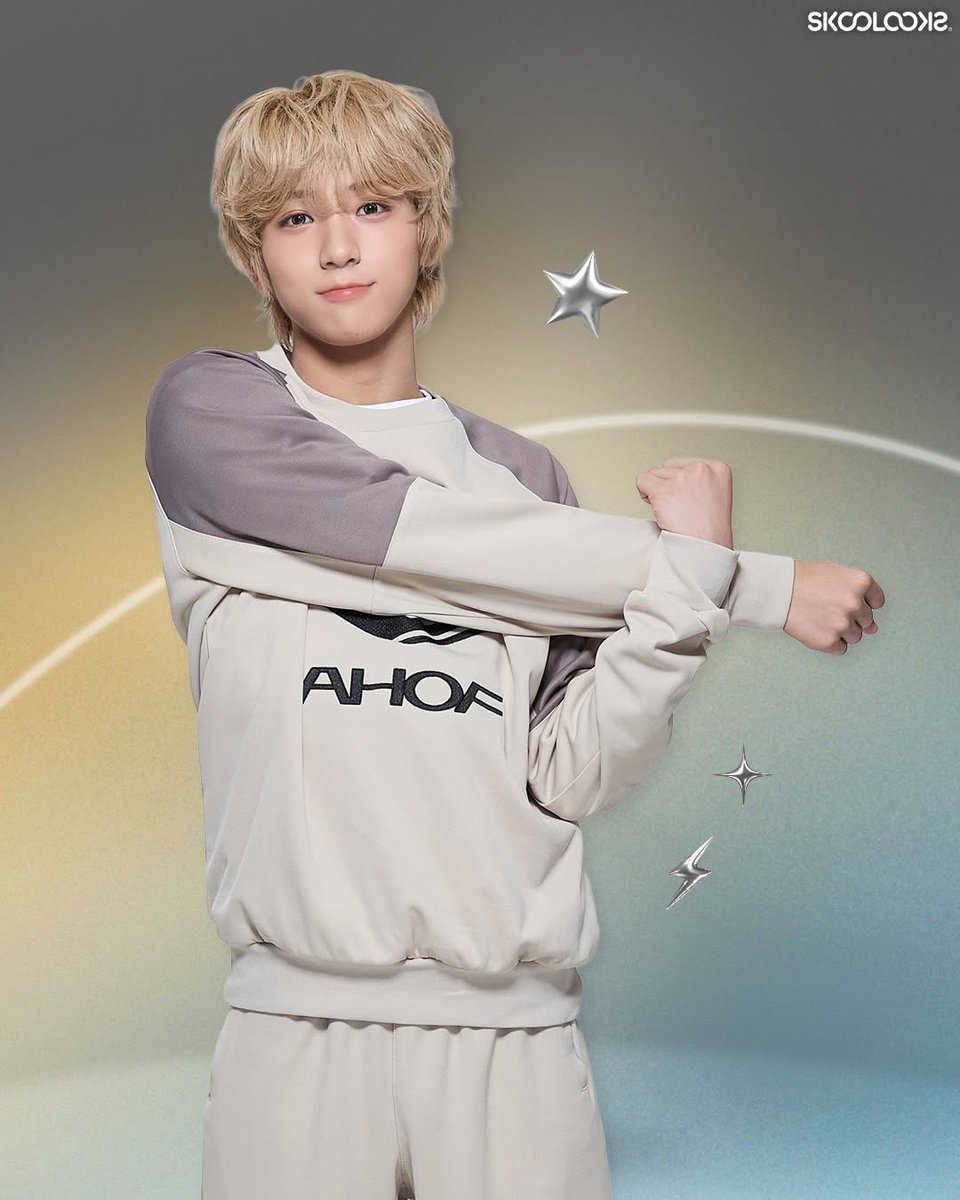 Good morning ~ 🐻☀️

Stretch your body, take a deep breath, and let’s all welcome the new day. ☺️

#DAISUKE #다이스케 
#AHOF #아홉