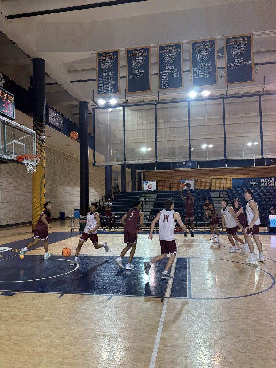 Roanoke Men's Basketball tweet media