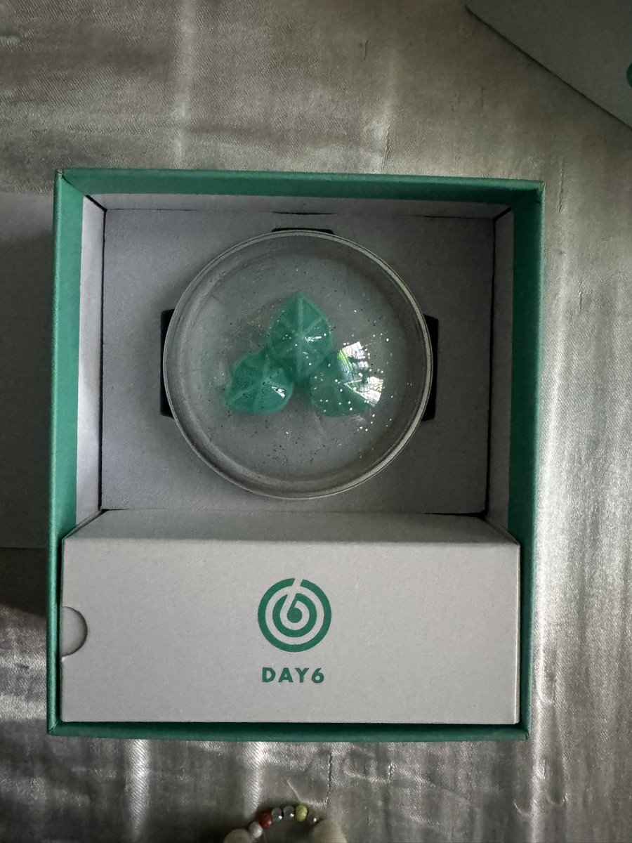 betheseungs's tweet photo. wts ph lfb

꒰https://t.co/sWcjYxi6qJ꒱ t&amp;cs here

DAY6 light band ver 3

୨୧ ₱2,050
୨୧ PAYO
୨୧ unsealed (no flaws, no dirt—only used twice!)
୨୧ GGX/SDD/J&amp;T
୨୧ rfs: decluttering + need funds 🙏🏻

💌 lightband day6 https://t.co/r4BRBdmA9k