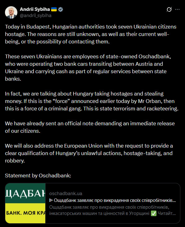 Anonymous tweet media