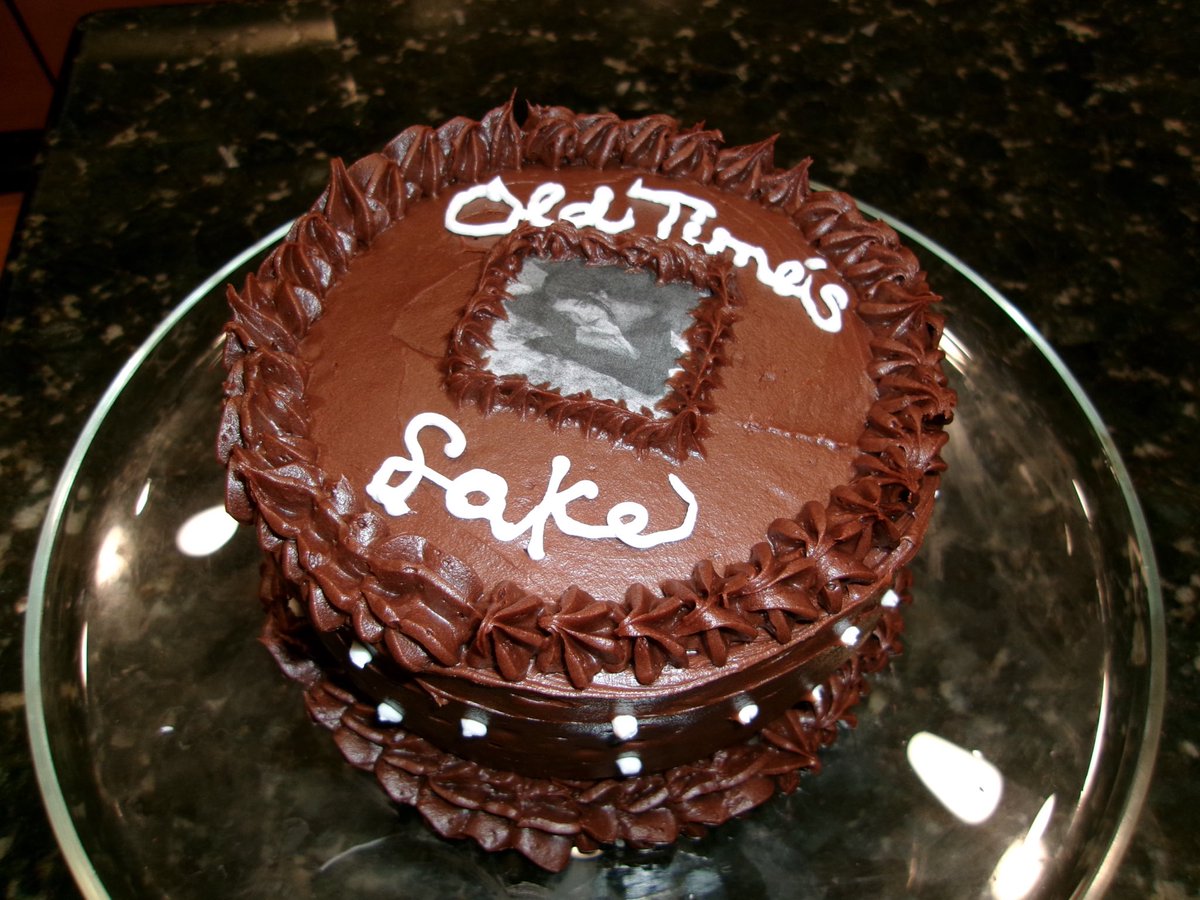 les ౨ৎ tweet media