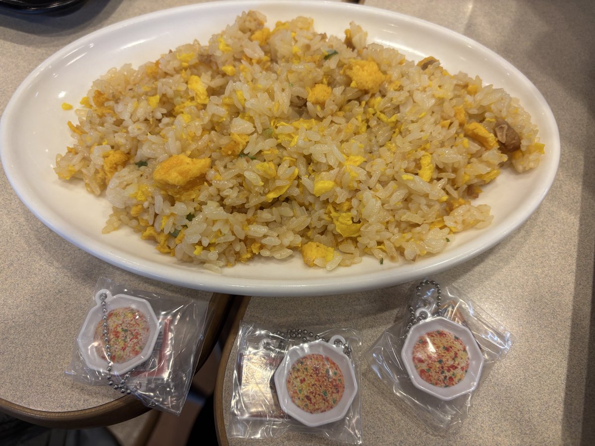 RT @masumi_suikyo: チャーハンさん…チャーハンだよ…