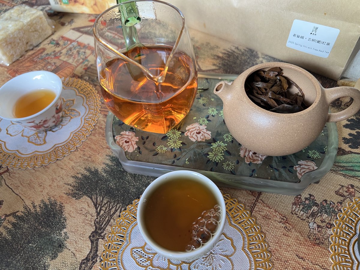 gowiden's tweet photo. Like ancient tea trees, we remain steadfast in our craft; like fallen leaves, your support nourishes our growth.

Request the full catalog via DM.

#FirstFlush #Puerh #SpringTea #AncientTreeTea #SingleTreeTea 

https://t.co/4KspwW7YzS https://t.co/KOusZIcfFc