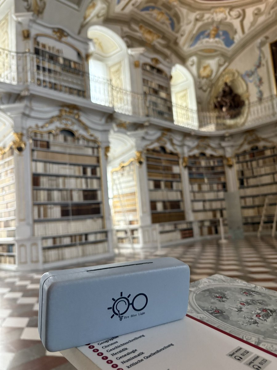 Bye Blue Light tweet media