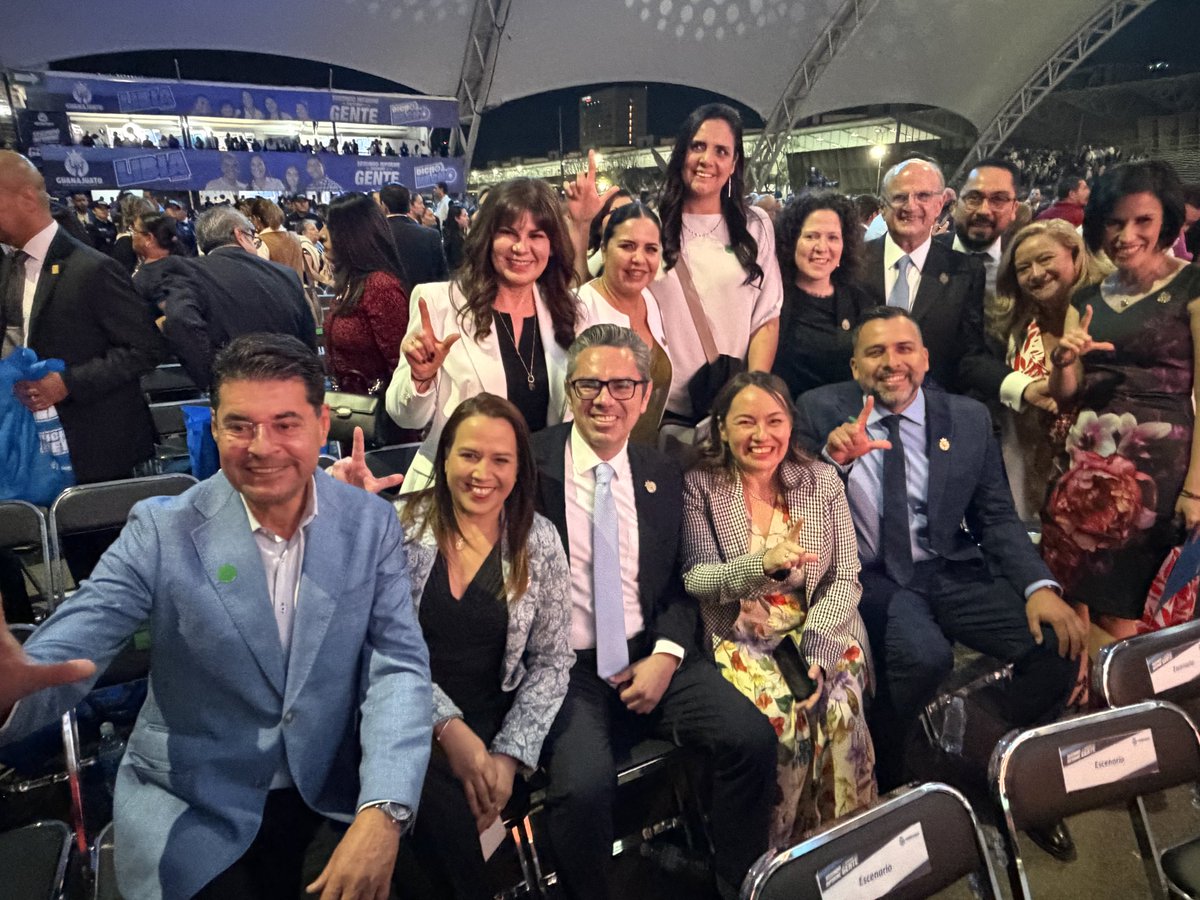 JudithJuarezGz's tweet photo. Un honor acompañar a nuestra Gobernadora, @LibiaDennise García Muñoz Ledo. Con trabajo y hechos, en Guanajuato seguimos avanzando para las y los guanajuatenses. #DichoYHecho 🤝📊 https://t.co/3Ah3RCZOSO