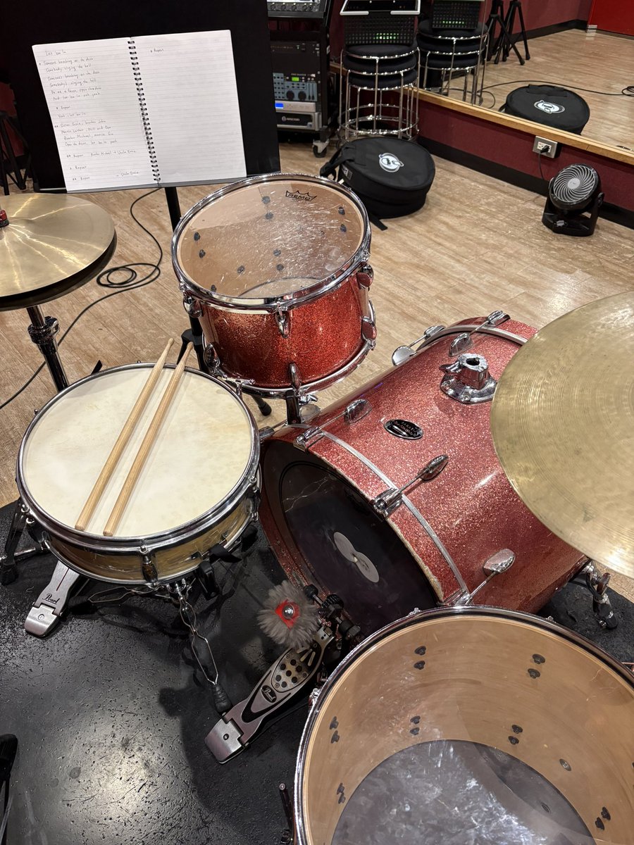 いさぎよく tweet media