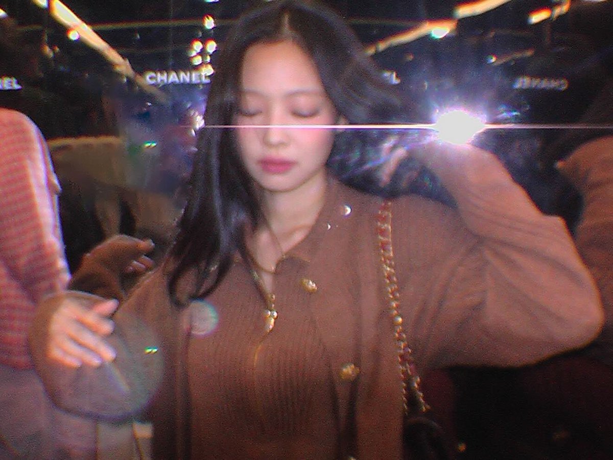 jennie tweet media