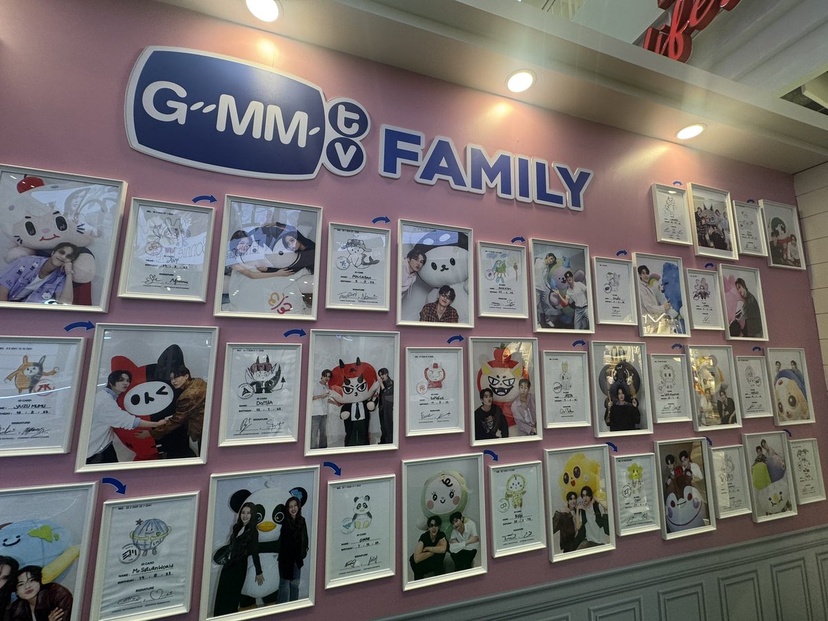 GmmTV Family ครอบครัวศรีแสงปลูกผล 🦊🍅

#ฟอสบุ๊ค #ForceBook #TOMAFOX
