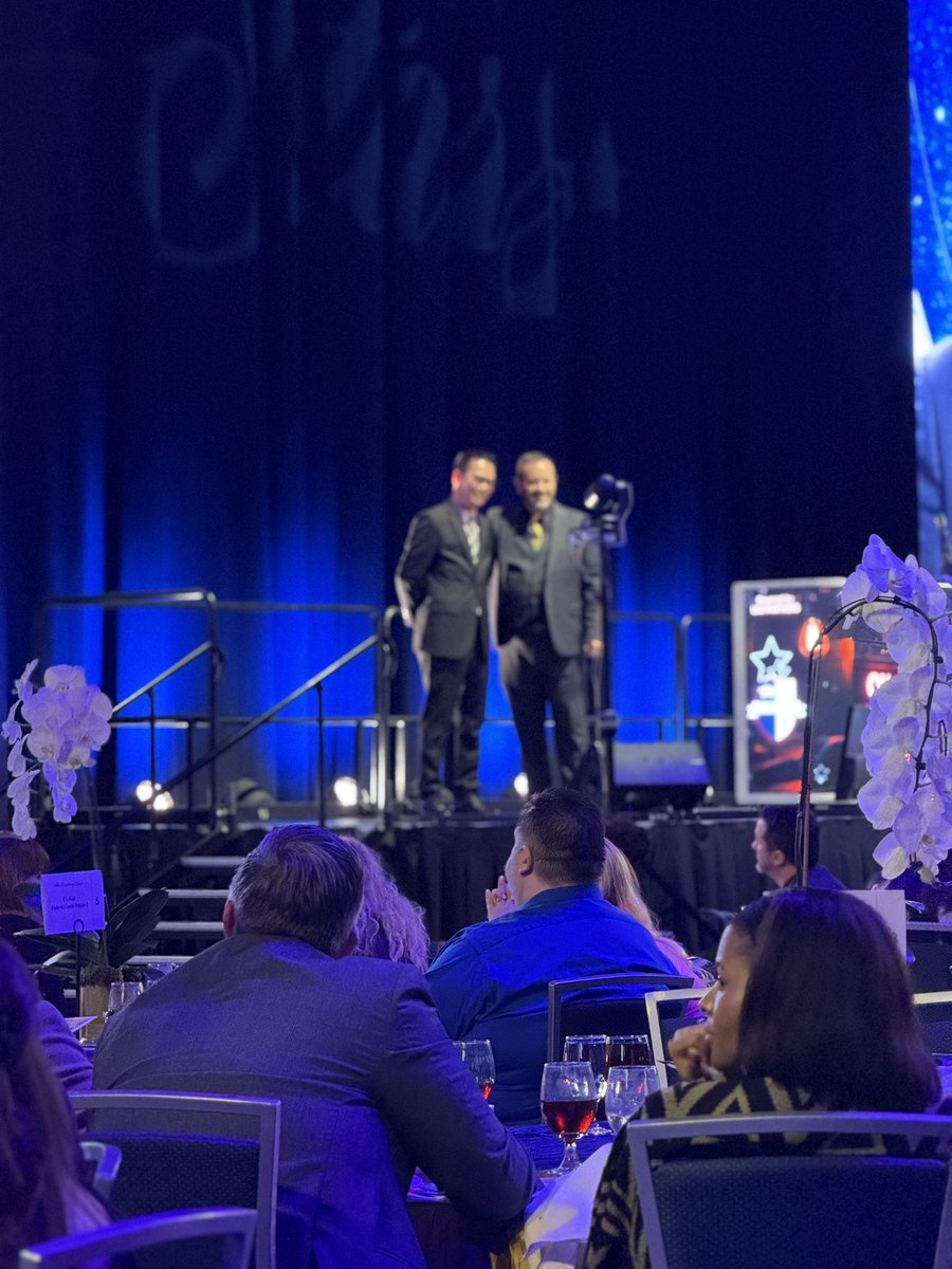 Abe Lozano tweet media