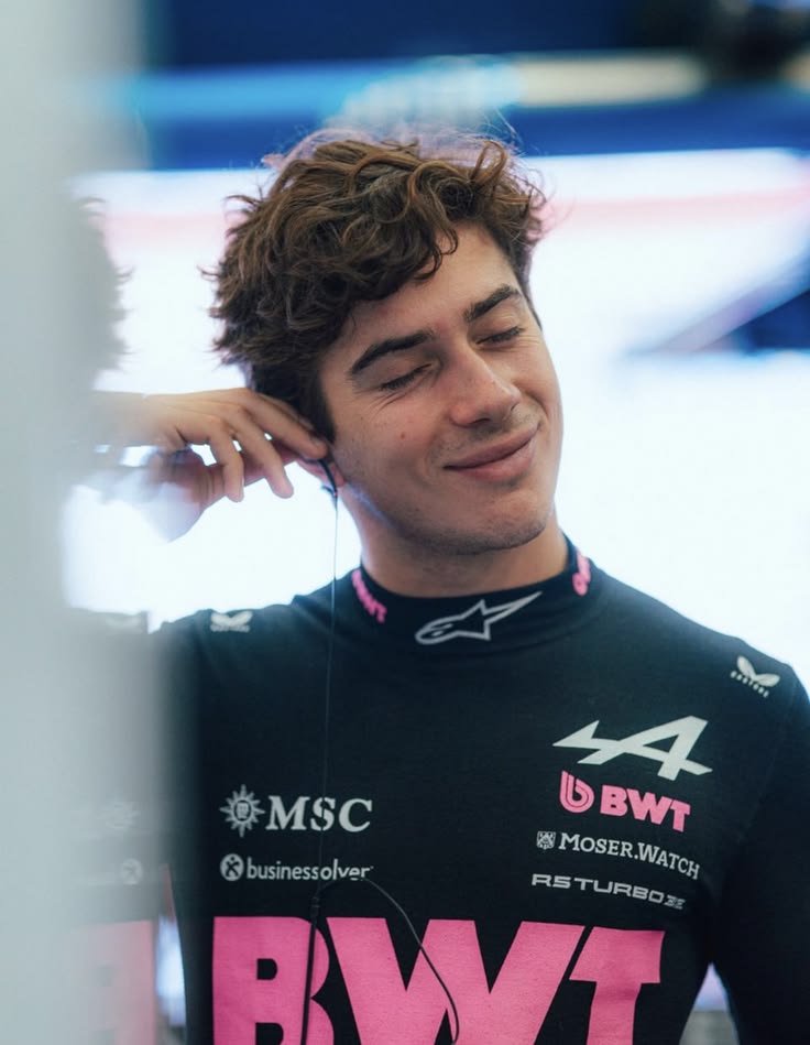 ニックス୨ৎ ¹ ¹⁶ ⁸¹ ⁴³ tweet media