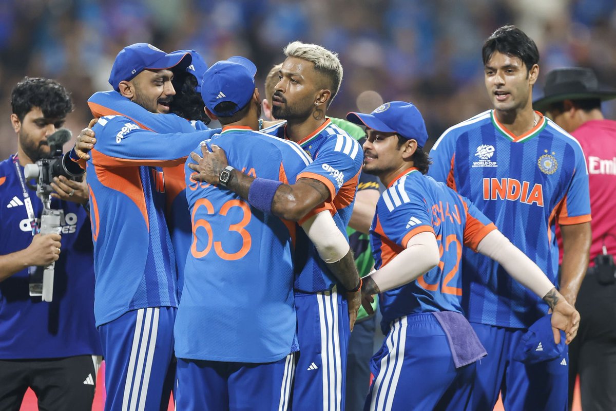 isiddheshRkadam's tweet image. Wankhede Roars! 

Team India storms into the T20WorldCup Finals after outclassing England! A Sanju Samson masterclass &amp;amp; clinical bowling make it look easy. One step from glory, bring it home!

@BCCI 

#ENGvIND #MenInBlue #TeamIndia #T20WorldCup #SiddheshKadam