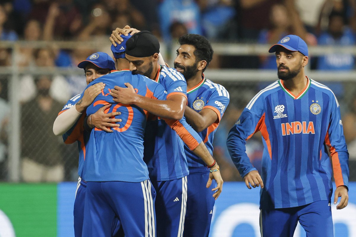 isiddheshRkadam's tweet image. Wankhede Roars! 

Team India storms into the T20WorldCup Finals after outclassing England! A Sanju Samson masterclass &amp;amp; clinical bowling make it look easy. One step from glory, bring it home!

@BCCI 

#ENGvIND #MenInBlue #TeamIndia #T20WorldCup #SiddheshKadam