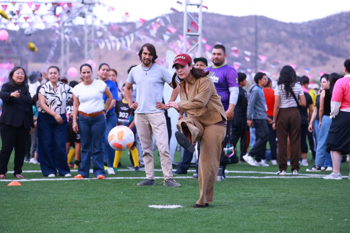 María Gómez Rueda tweet media